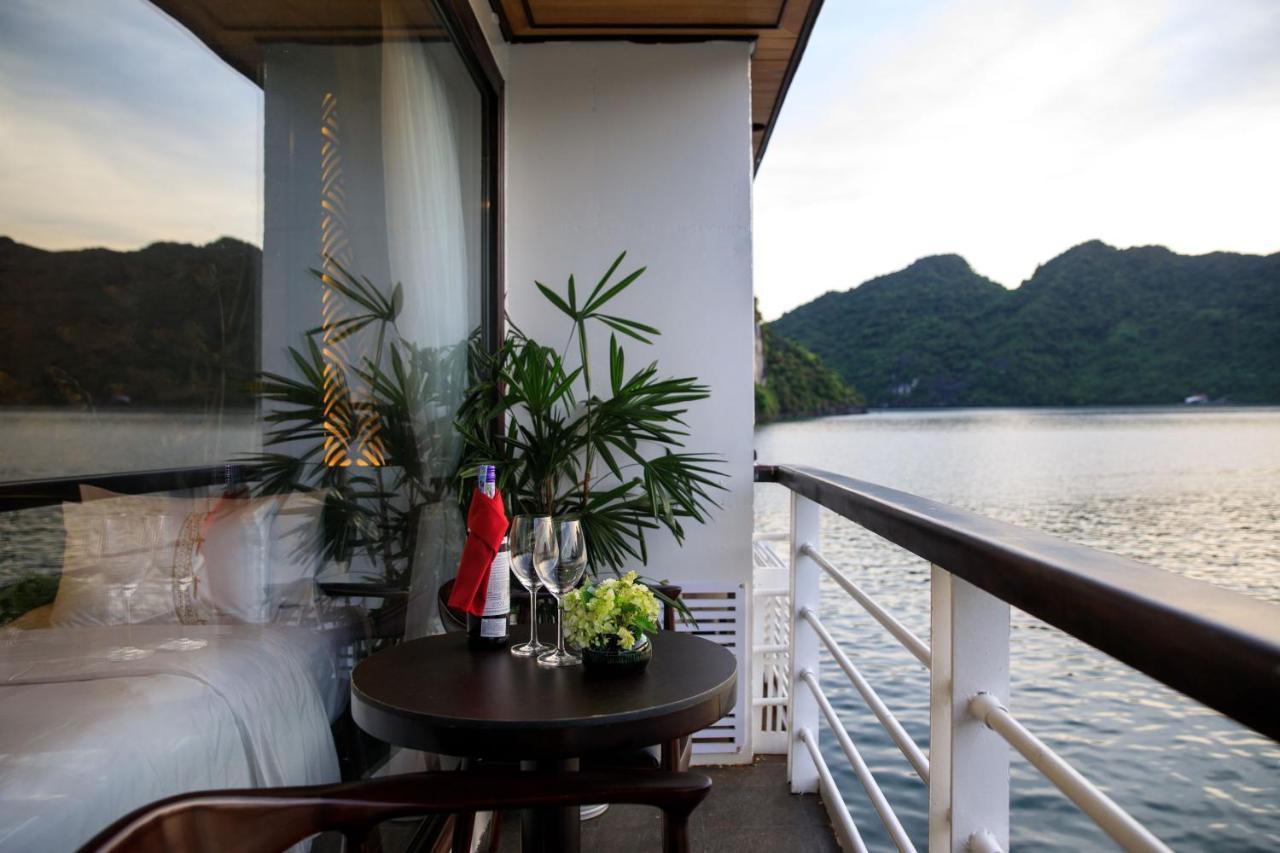 V'Spirit Cruise Hotel ฮาลอง ภายนอก รูปภาพ
